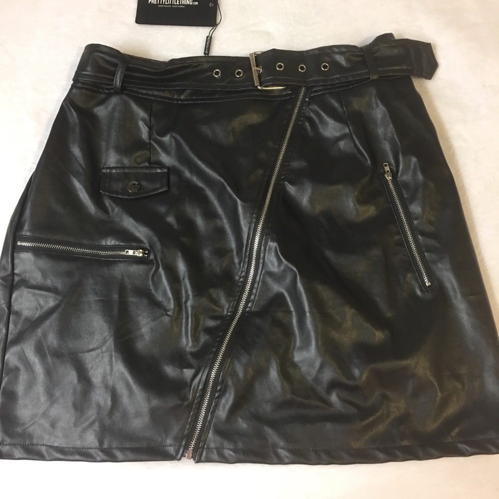 TRADED Faux leather mini skirt